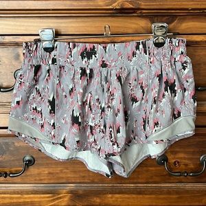 Lululemon tracker shorts size 10